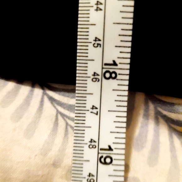 Tommy Hilfiger skirt - Picture 6 of 6